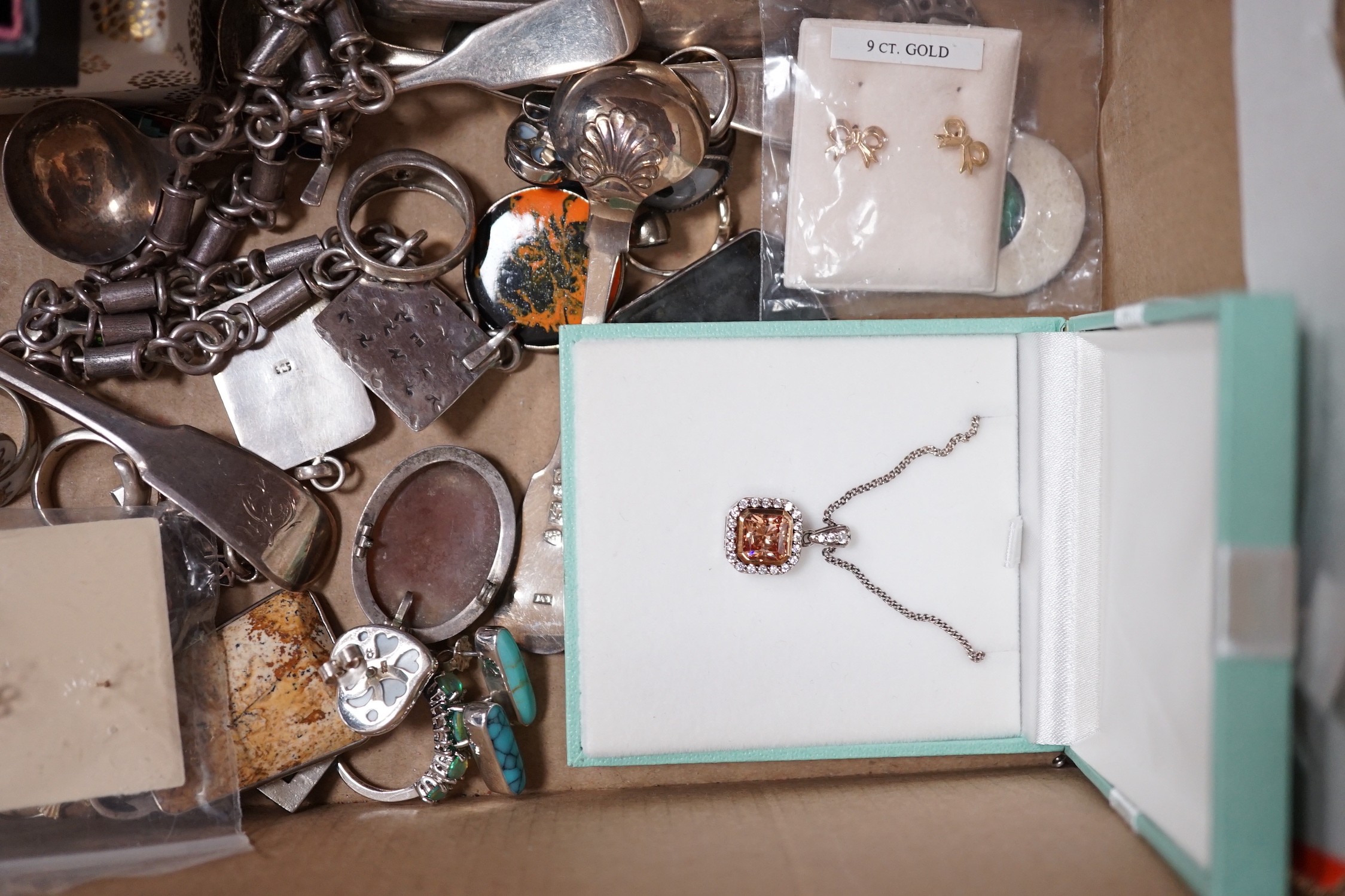 Assorted costume jewellery including silver jewellery.